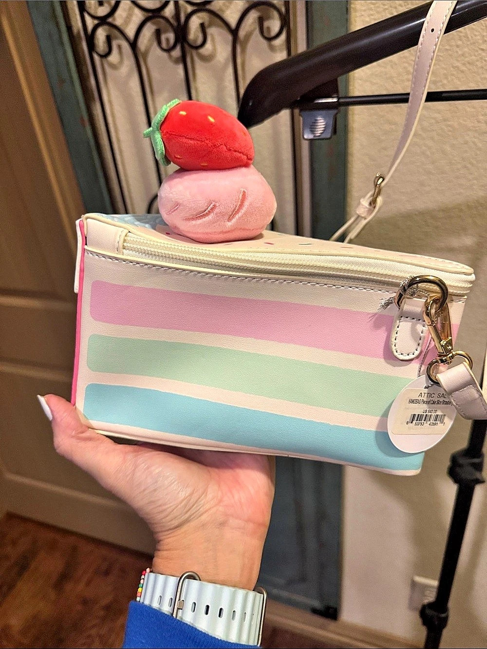 Bewaltz Attic Salt Cake Strawberry Crossbody Bag in Pink & White NWT